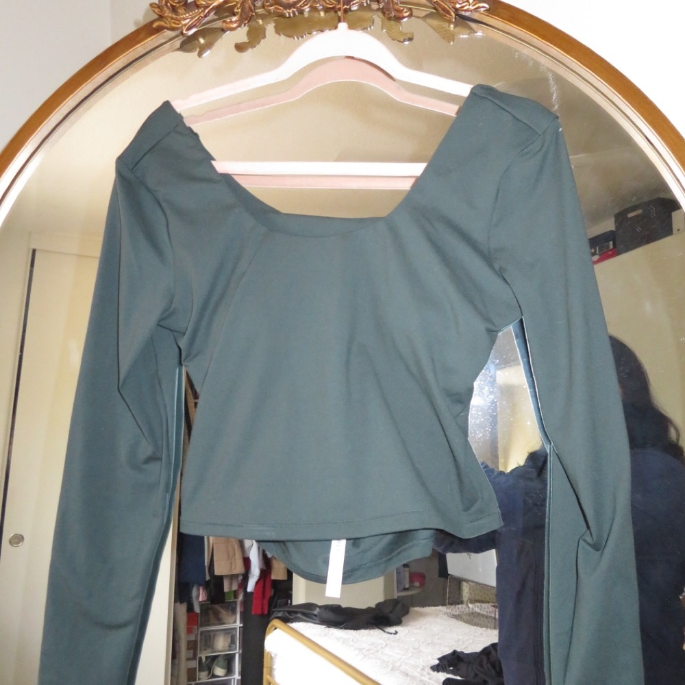 Fabletics Dark Green backless wrap Long Sleeve